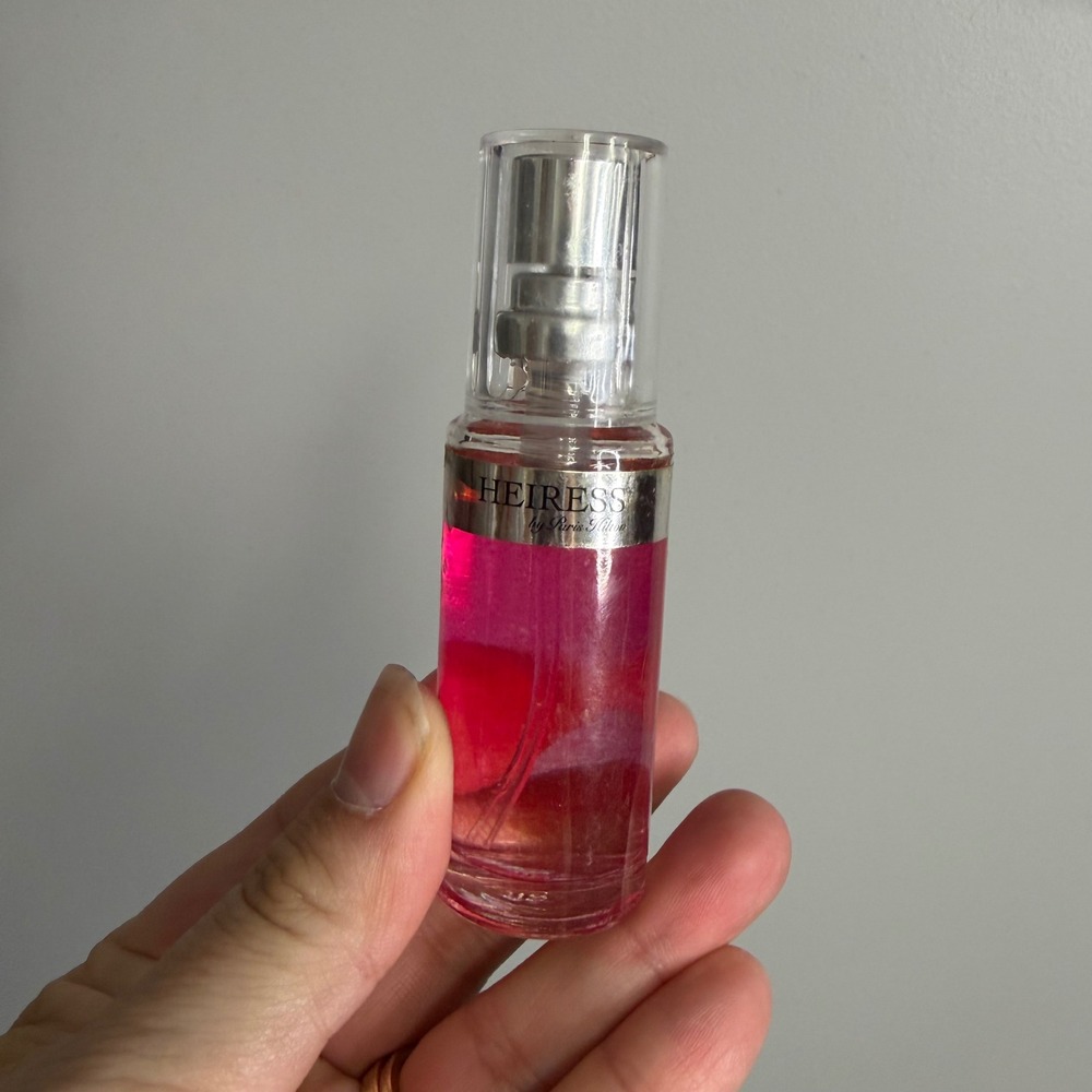 Paris Hilton Heiress Eau de Parfum EDP Travel Size Spray Fragrance 0.34 oz 10ml